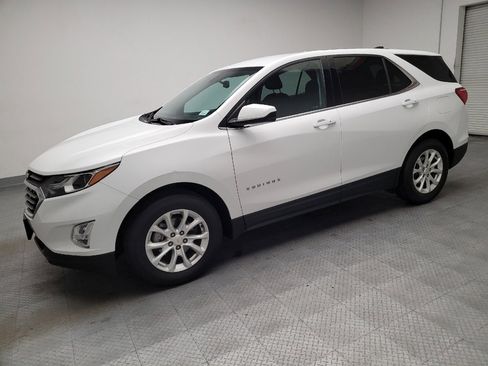 Used 2019 Chevrolet Equinox LT FWD image 2