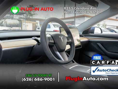 Used 2023 Tesla Model 3 Standard Range image 5