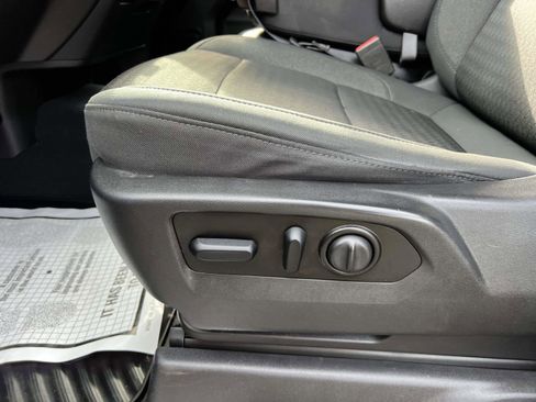 Used 2021 Chevrolet Silverado 1500 LT w/ Bed Protection Package image 19