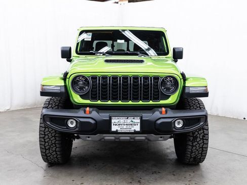 New 2026 Jeep Gladiator Mojave image 2