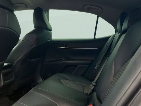 Certified 2020 Toyota Camry SE FWD image 10
