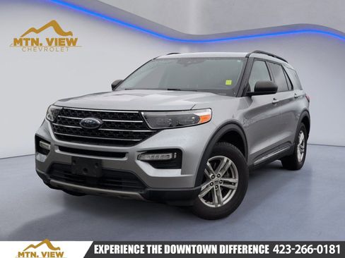 Used 2020 Ford Explorer XLT w/ Equipment Group 202A AWD/4WD image 1