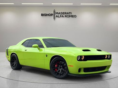 Used 2023 Dodge Challenger SRT Hellcat RWD image 1
