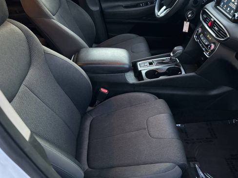 Used 2019 Hyundai Santa Fe SE image 28