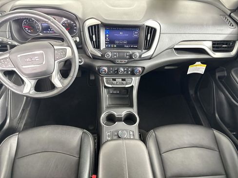 Used 2024 GMC Terrain SLT AWD/4WD image 15