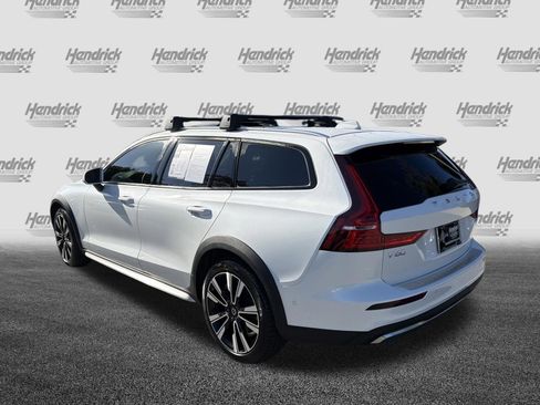 Used 2026 Volvo V60 B5 Cross Country Ultra w/ Protection Package Premier AWD/4WD image 8