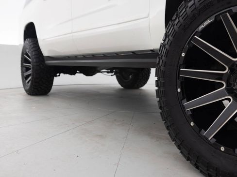 Used 2015 Chevrolet Suburban LT AWD/4WD image 23