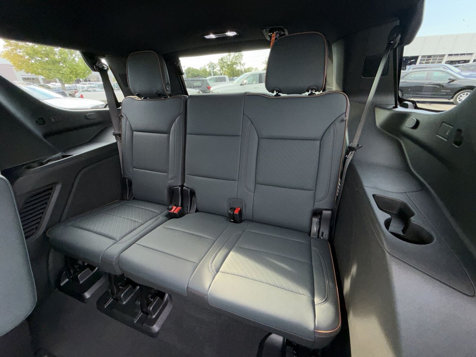 New 2026 GMC Yukon AT4 w/ AT4 Premium Plus Package AWD/4WD image 26