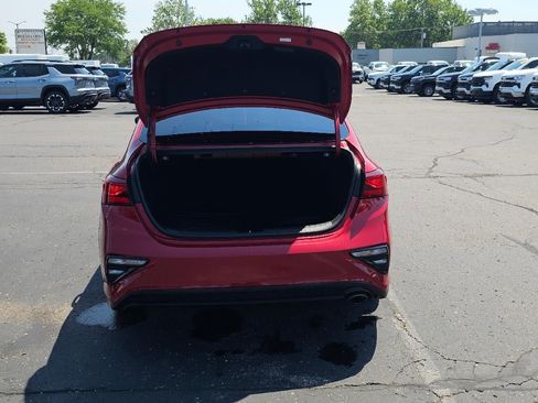 Used 2019 Kia Forte LXS FWD image 7