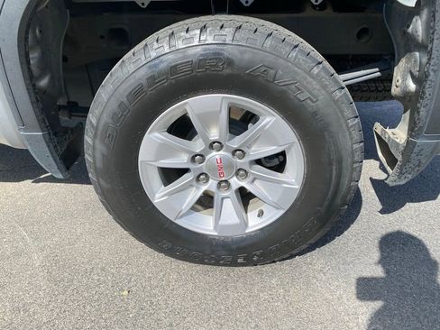 Used 2023 GMC Sierra 1500 SLE AWD/4WD image 31