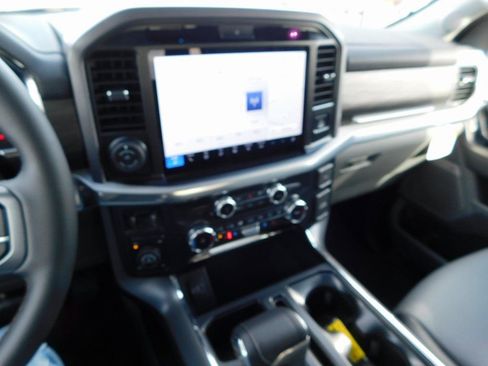 New 2025 Ford F150 Lariat w/ Equipment Group 501A Mid image 37