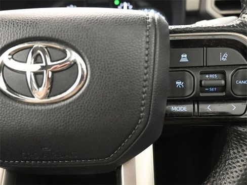 Used 2022 Toyota Tundra Limited image 29