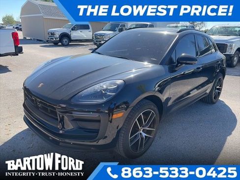 Used 2024 Porsche Macan Turbo image 1