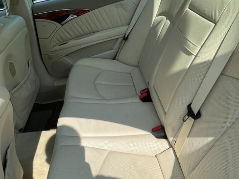 Used 2003 Mercedes-Benz E 320 Sedan image 29
