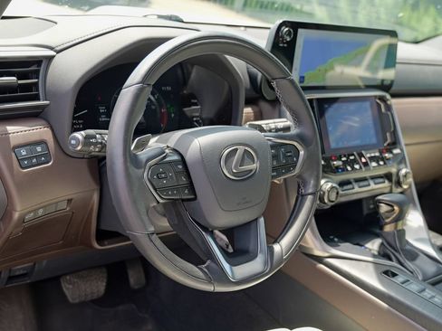 Used 2024 Lexus LX 600 4WD w/ Appearance Package image 22