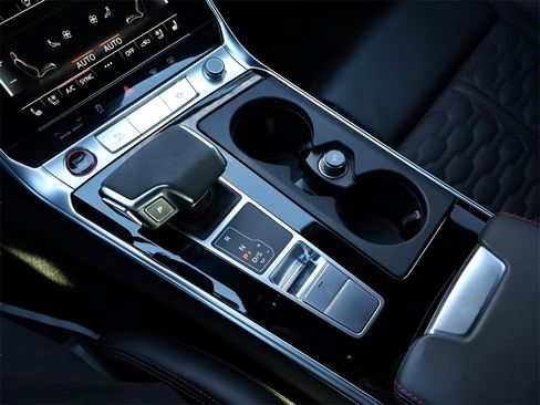 Used 2022 Audi RS 7 Sportback image 31