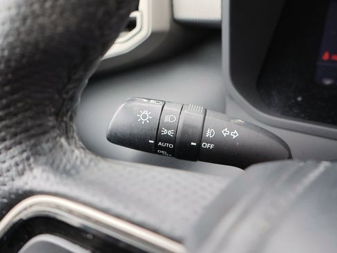 Used 2023 Toyota Sequoia Limited image 20