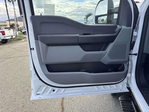 New 2026 Ford F450 XL w/ XL Chrome Package RWD image 11
