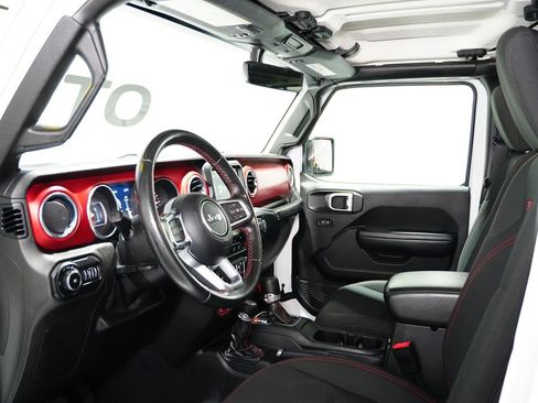 Used 2019 Jeep Wrangler Unlimited Rubicon AWD/4WD image 15