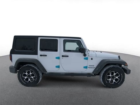 Used 2015 Jeep Wrangler Unlimited Sport w/ Quick Order Package 24S image 9