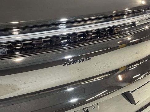 New 2026 Porsche Cayenne Turbo AWD/4WD image 12