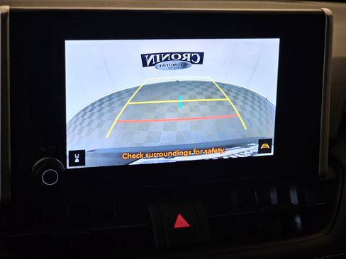 Used 2024 Toyota RAV4 XLE FWD image 13