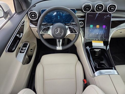 New 2026 Mercedes-Benz GLC 300 image 14