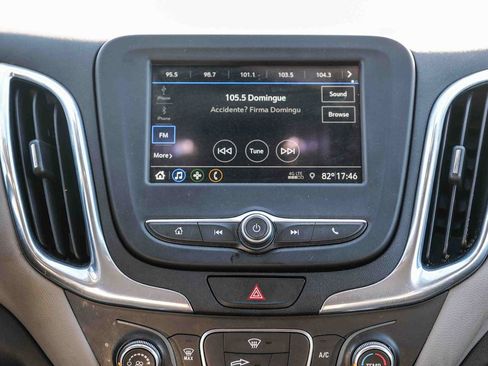 Used 2019 Chevrolet Equinox LS FWD image 16
