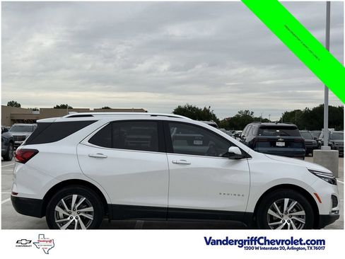 Used 2022 Chevrolet Equinox Premier w/ LPO, Floor Liner Package FWD image 3