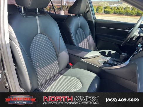 Used 2023 Toyota Camry SE image 27