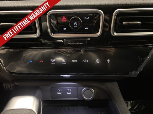 New 2026 Nissan Sentra SV w/ Floor Mat Package FWD image 31