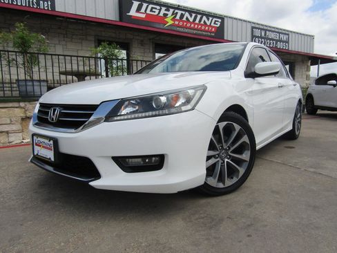 Used 2014 Honda Accord Sport image 1