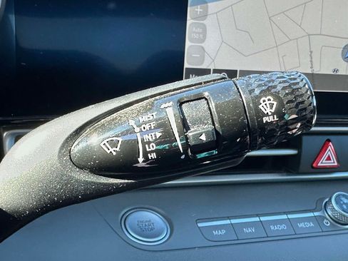 Used 2023 Hyundai Elantra SEL w/ Convenience Package FWD image 30