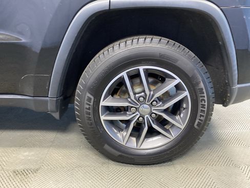 Certified 2018 Jeep Grand Cherokee Limited image 26