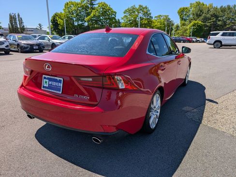 Used 2016 Lexus IS 200t RWD image 5