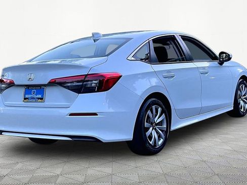 Used 2022 Honda Civic LX image 6