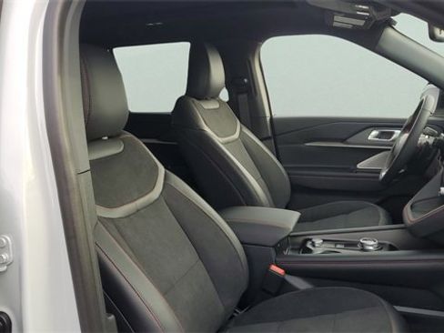 New 2026 Ford Explorer ST w/ Sun And Sound Package image 15