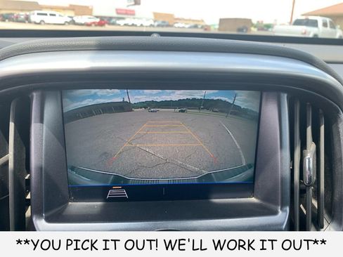Used 2022 Chevrolet Colorado LT w/ Fleet Safety Package AWD/4WD image 18