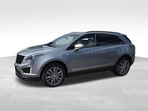 New 2025 Cadillac XT5 Sportv w/ Technology Package AWD/4WD image 4