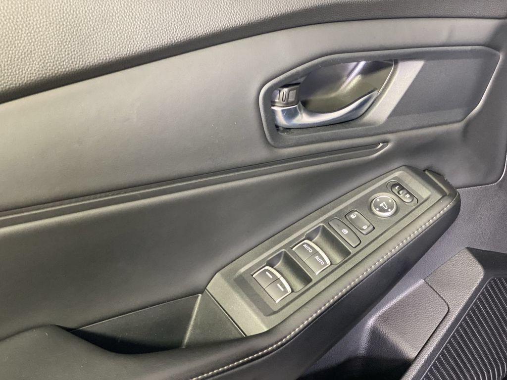 Used 2024 Honda Accord Sport image 28