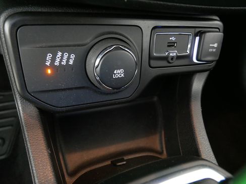 Used 2021 Jeep Renegade Latitude w/ Convenience Group image 29