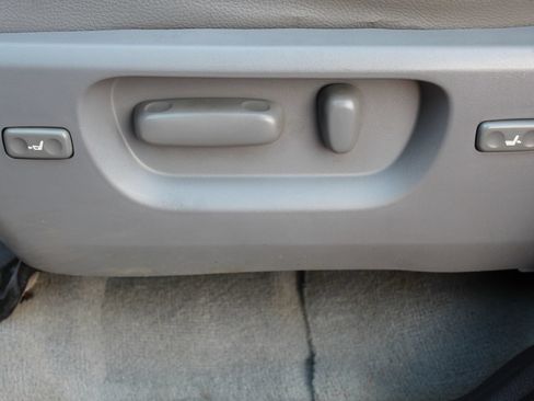Used 2008 Toyota Tundra Limited AWD/4WD image 24
