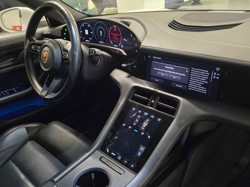 Used 2020 Porsche Taycan Turbo image 11