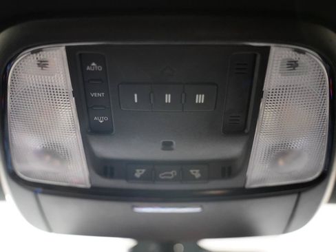 Used 2023 Dodge Durango GT AWD/4WD image 24