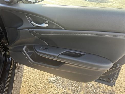 Used 2022 Honda Insight Touring image 13