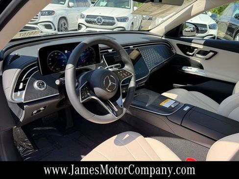 New 2026 Mercedes-Benz E 450 4MATIC Sedan image 11