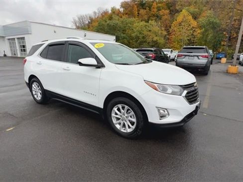 Used 2021 Chevrolet Equinox LT image 2