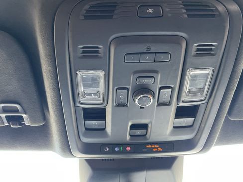 Used 2023 Cadillac Escalade V AWD/4WD image 36