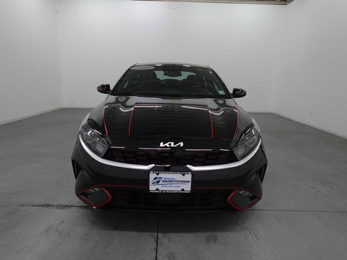 Used 2023 Kia Forte GT-Line w/ GT-Line Premium Package image 2