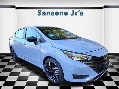 Certified 2025 Nissan Versa SR w/ Trunk Package image 1